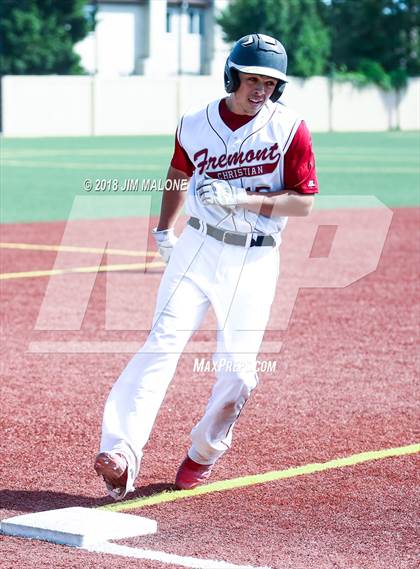Thumbnail 1 in Fremont Christian vs. Making Waves Academy photogallery.