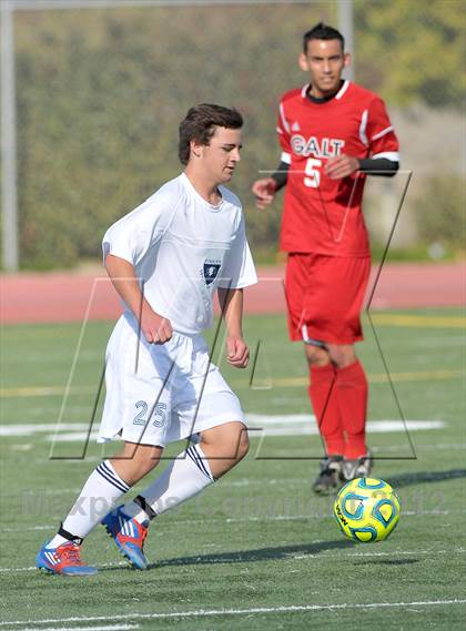 Thumbnail 1 in Galt vs. Vista del Lago (CIF SJS D4 Final) photogallery.