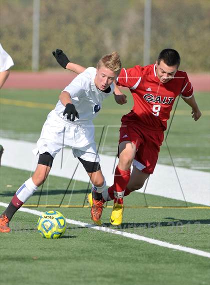Thumbnail 3 in Galt vs. Vista del Lago (CIF SJS D4 Final) photogallery.