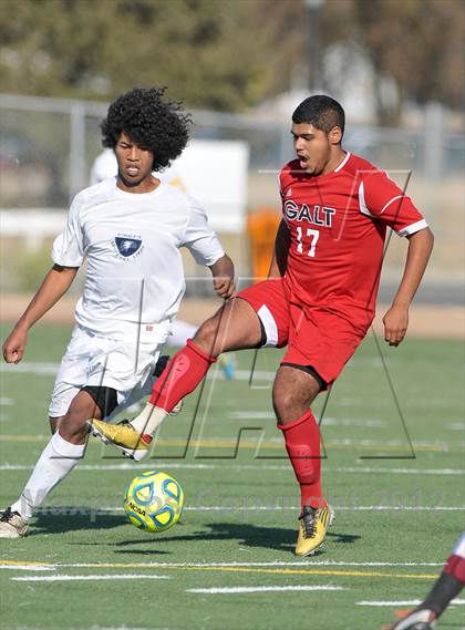 Thumbnail 3 in Galt vs. Vista del Lago (CIF SJS D4 Final) photogallery.