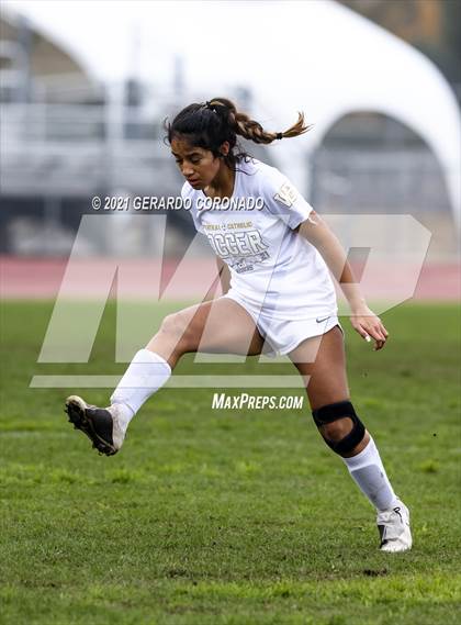 Thumbnail 3 in Central Catholic vs Chavez (Ver Gebhardt Champions Cup) photogallery.
