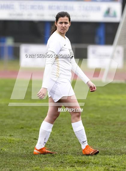 Thumbnail 2 in Central Catholic vs Chavez (Ver Gebhardt Champions Cup) photogallery.