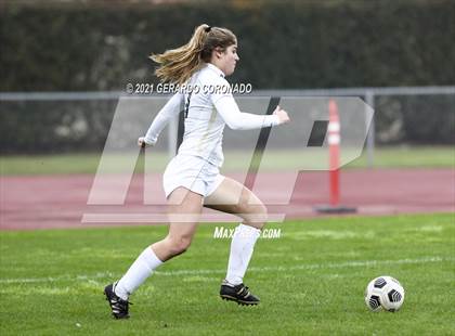 Thumbnail 2 in Central Catholic vs Chavez (Ver Gebhardt Champions Cup) photogallery.