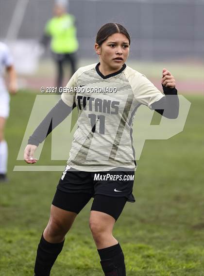 Thumbnail 1 in Central Catholic vs Chavez (Ver Gebhardt Champions Cup) photogallery.