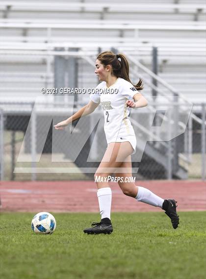 Thumbnail 3 in Central Catholic vs Chavez (Ver Gebhardt Champions Cup) photogallery.