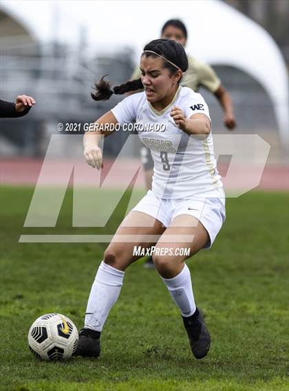 Thumbnail 3 in Central Catholic vs Chavez (Ver Gebhardt Champions Cup) photogallery.