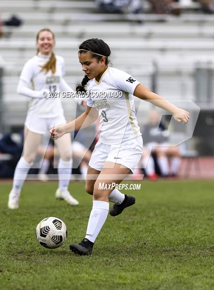 Thumbnail 2 in Central Catholic vs Chavez (Ver Gebhardt Champions Cup) photogallery.