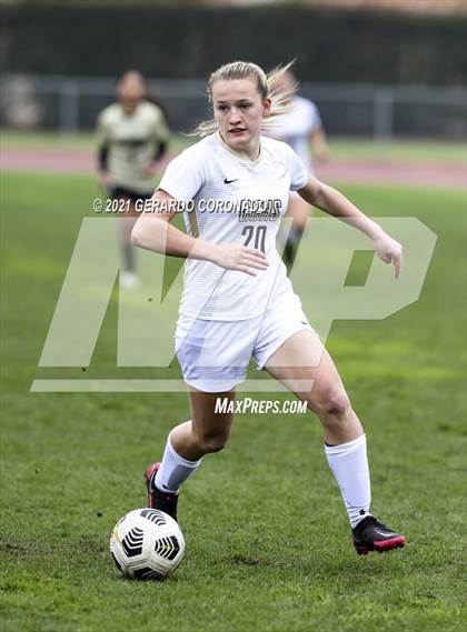 Thumbnail 3 in Central Catholic vs Chavez (Ver Gebhardt Champions Cup) photogallery.