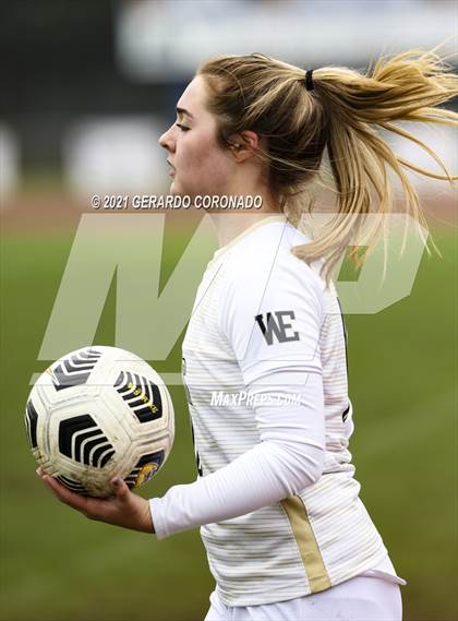 Thumbnail 3 in Central Catholic vs Chavez (Ver Gebhardt Champions Cup) photogallery.