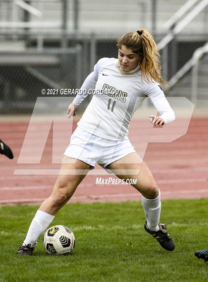 Thumbnail 1 in Central Catholic vs Chavez (Ver Gebhardt Champions Cup) photogallery.