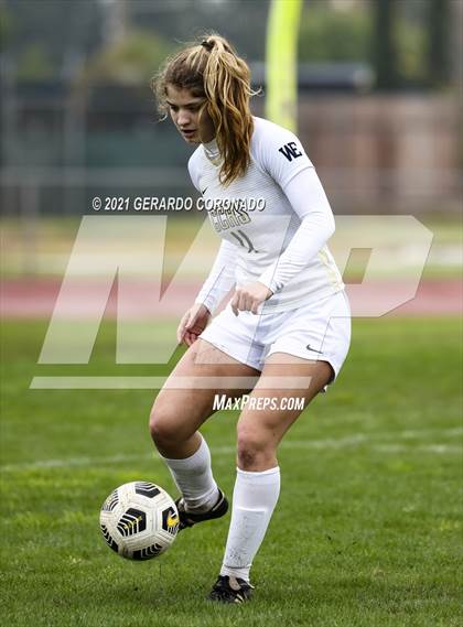 Thumbnail 3 in Central Catholic vs Chavez (Ver Gebhardt Champions Cup) photogallery.