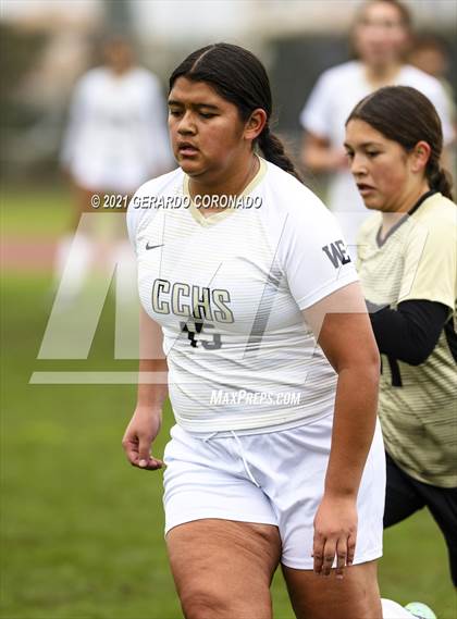 Thumbnail 1 in Central Catholic vs Chavez (Ver Gebhardt Champions Cup) photogallery.