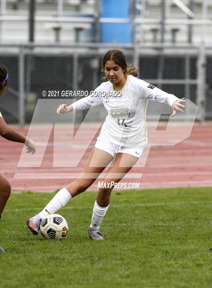 Thumbnail 2 in Central Catholic vs Chavez (Ver Gebhardt Champions Cup) photogallery.