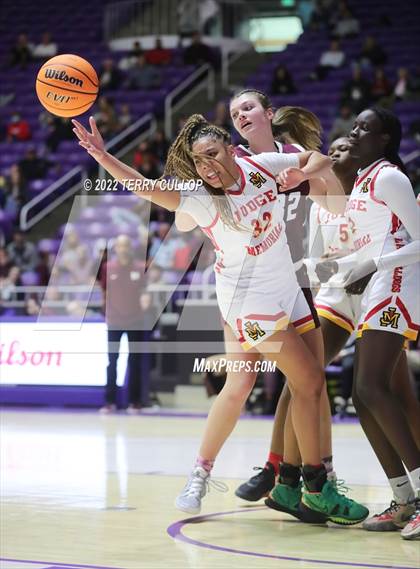 Thumbnail 2 in Morgan vs.Judge Memorial (UHSAA 3A Semifinal) photogallery.