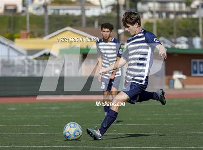 Thumbnail 3 in El Segundo vs Segerstrom (South High Holiday Soccer Tournament) photogallery.