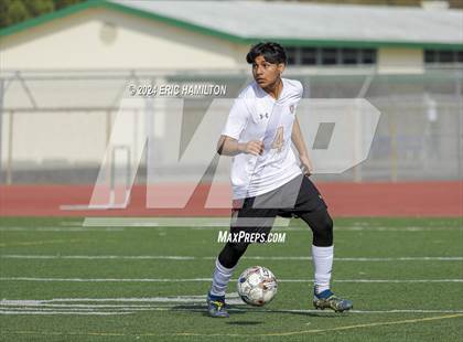 Thumbnail 3 in El Segundo vs Segerstrom (South High Holiday Soccer Tournament) photogallery.