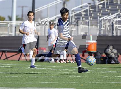 Thumbnail 1 in El Segundo vs Segerstrom (South High Holiday Soccer Tournament) photogallery.