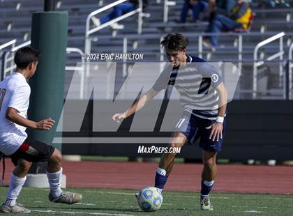 Thumbnail 1 in El Segundo vs Segerstrom (South High Holiday Soccer Tournament) photogallery.