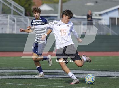 Thumbnail 1 in El Segundo vs Segerstrom (South High Holiday Soccer Tournament) photogallery.
