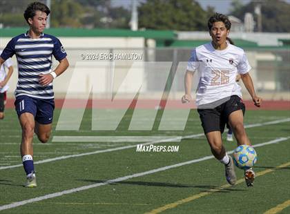 Thumbnail 2 in El Segundo vs Segerstrom (South High Holiday Soccer Tournament) photogallery.