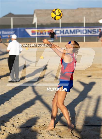 Thumbnail 2 in Queen Creek vs. Mountain View (AIA 6A Pairs D-I RD2) photogallery.