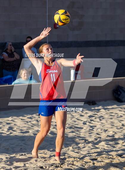 Thumbnail 1 in Queen Creek vs. Mountain View (AIA 6A Pairs D-I RD2) photogallery.