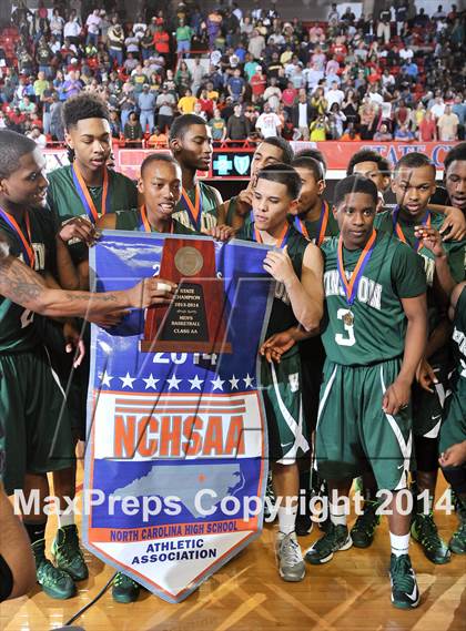 Thumbnail 3 in Kinston vs. North Rowan (NCHSAA 2A Final) photogallery.