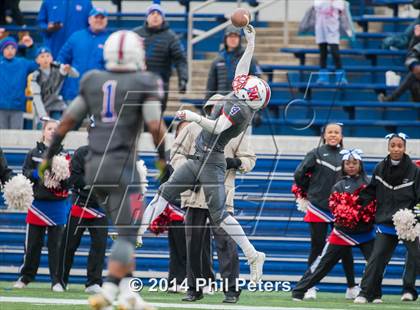 Thumbnail 2 in DeMatha vs. Gonzaga (WCAC Semifinal) photogallery.