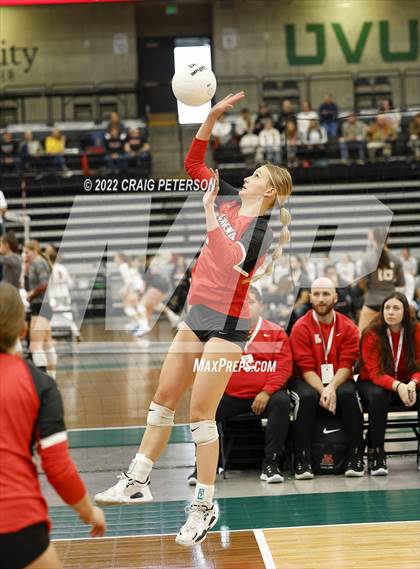 Thumbnail 1 in Mountain Ridge vs. American Fork (UHSAA 6A Second Round) photogallery.