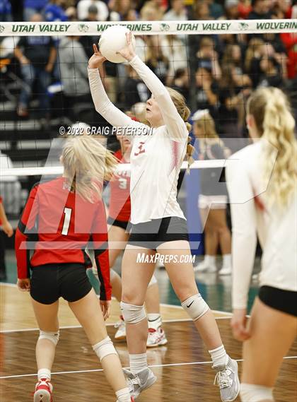 Thumbnail 1 in Mountain Ridge vs. American Fork (UHSAA 6A Second Round) photogallery.