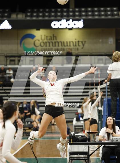 Thumbnail 3 in Mountain Ridge vs. American Fork (UHSAA 6A Second Round) photogallery.