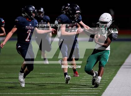 Thumbnail 1 in Cuero @ Wimberley photogallery.