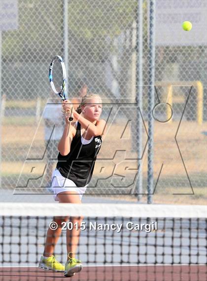 Thumbnail 1 in United @ Uvalde photogallery.