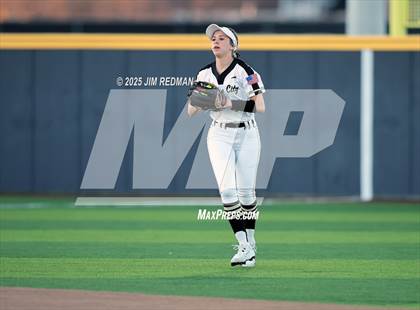 Thumbnail 1 in Whitesboro @ Royse City photogallery.