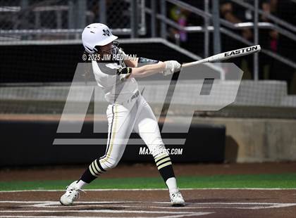 Thumbnail 2 in Whitesboro @ Royse City photogallery.