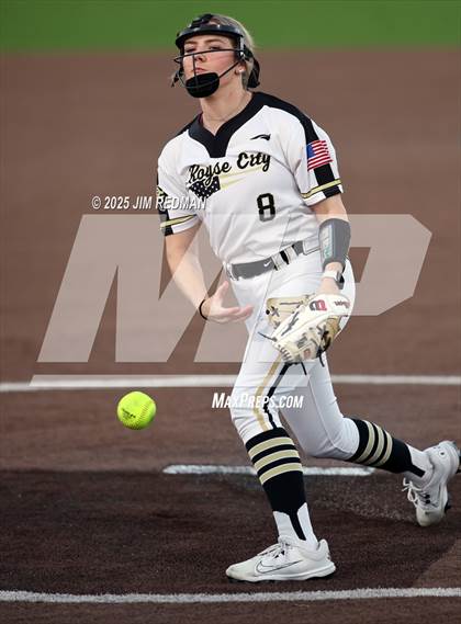 Thumbnail 3 in Whitesboro @ Royse City photogallery.