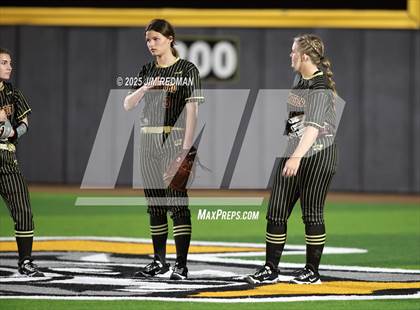 Thumbnail 1 in Whitesboro @ Royse City photogallery.