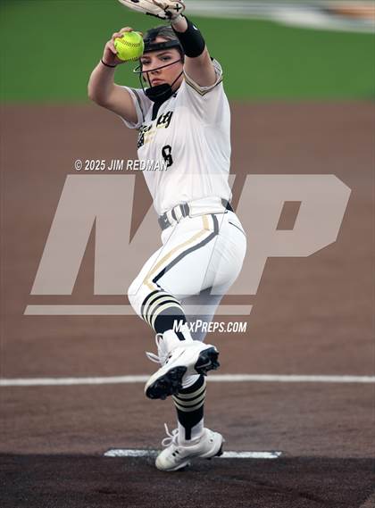 Thumbnail 3 in Whitesboro @ Royse City photogallery.