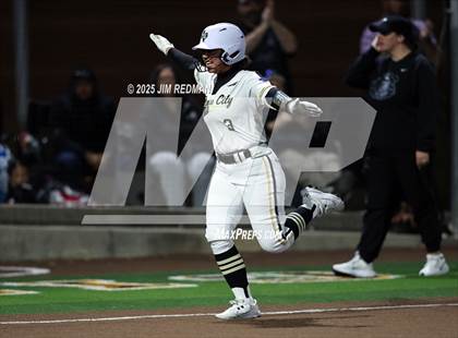 Thumbnail 1 in Whitesboro @ Royse City photogallery.