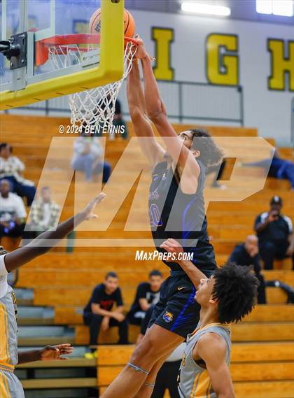 Thumbnail 2 in Chattahoochee @ Central Gwinnett (OTR Hoops:  Thanksgiving Showcase) photogallery.