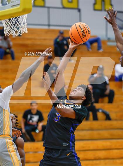 Thumbnail 1 in Chattahoochee @ Central Gwinnett (OTR Hoops:  Thanksgiving Showcase) photogallery.