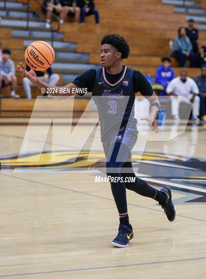 Thumbnail 2 in Chattahoochee @ Central Gwinnett (OTR Hoops:  Thanksgiving Showcase) photogallery.