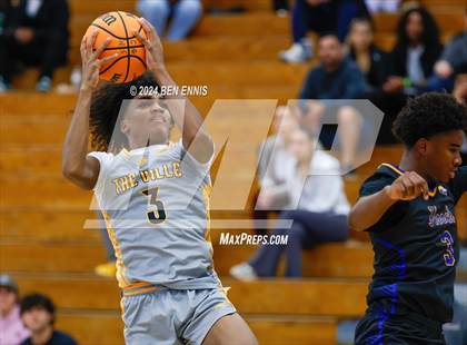 Thumbnail 1 in Chattahoochee @ Central Gwinnett (OTR Hoops:  Thanksgiving Showcase) photogallery.