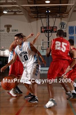 Thumbnail 1 in Gladstone @ Azusa photogallery.