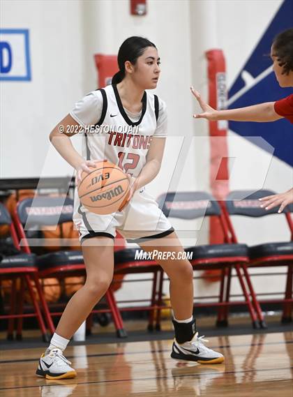 Thumbnail 3 in San Clemente vs. Orange Lutheran (Oxford Tournament) photogallery.