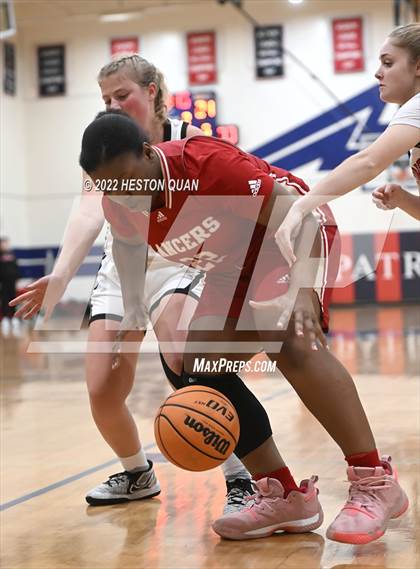 Thumbnail 1 in San Clemente vs. Orange Lutheran (Oxford Tournament) photogallery.