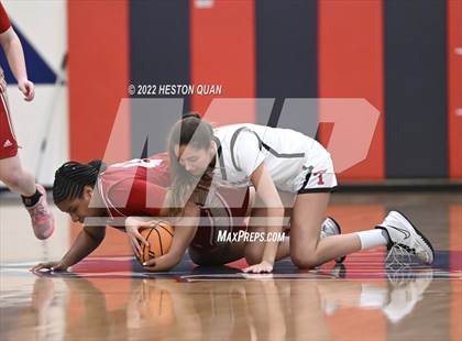 Thumbnail 2 in San Clemente vs. Orange Lutheran (Oxford Tournament) photogallery.