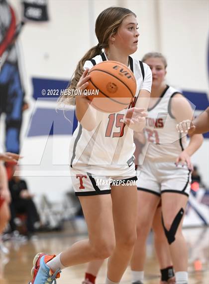 Thumbnail 3 in San Clemente vs. Orange Lutheran (Oxford Tournament) photogallery.