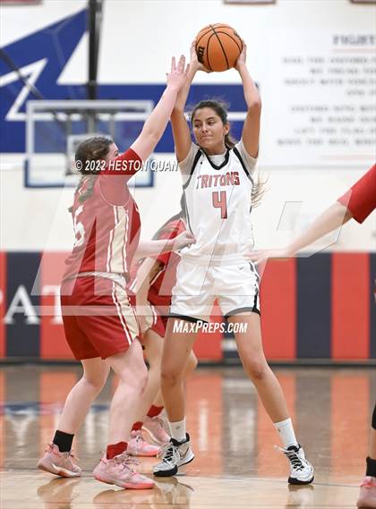 Thumbnail 3 in San Clemente vs. Orange Lutheran (Oxford Tournament) photogallery.