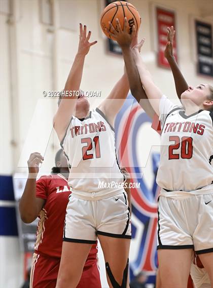 Thumbnail 3 in San Clemente vs. Orange Lutheran (Oxford Tournament) photogallery.